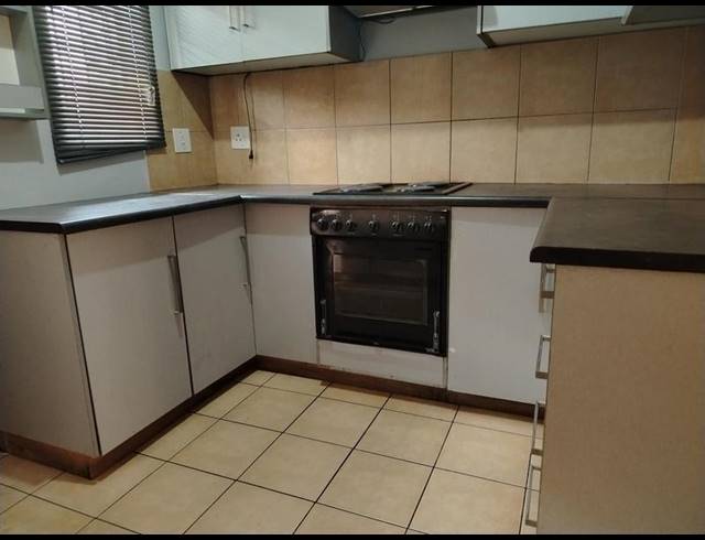 3 BEDROOM PROPERTY TO RENT IN LADANNA